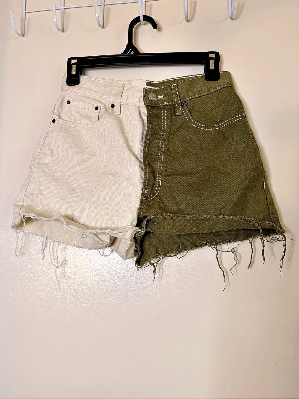 PacSun Two-Tone Ultra High Rise Vintage Shorts — Size 26
